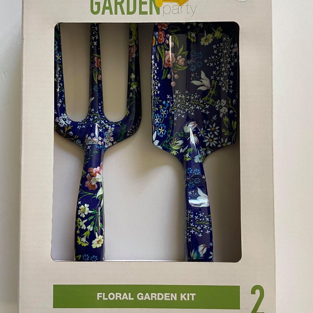 NIB- 2 Piece Floral Garden Kit